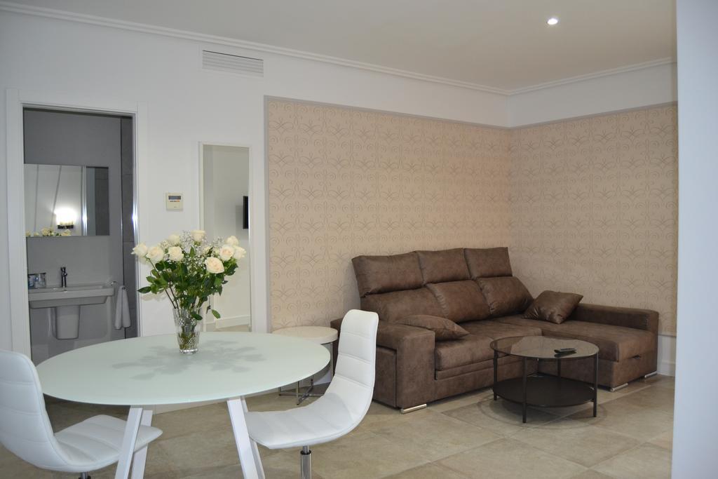 Apartamentos Las Palmeras Palma del Río المظهر الخارجي الصورة
